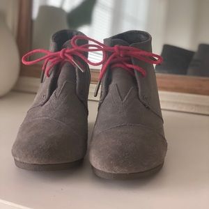 TOMS grey suede Kala Bootie with red laces